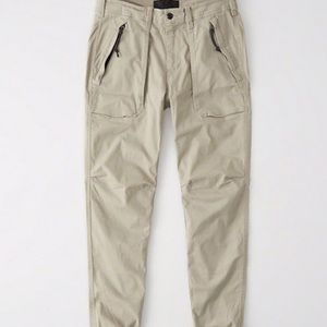 Abercrombie Paratroop Slim-Fit Pants 31/32